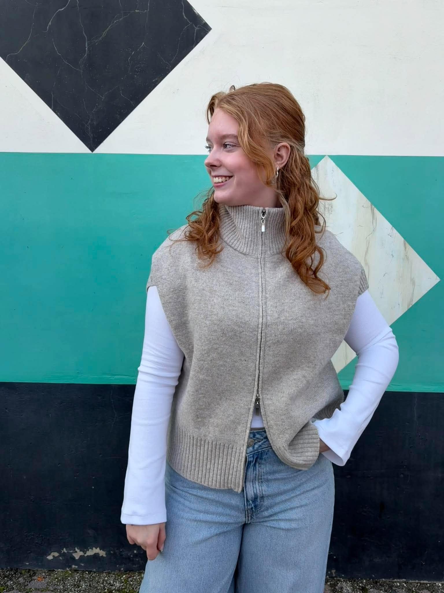 JDYLEA Knitted Waistcoat - Natural Melange